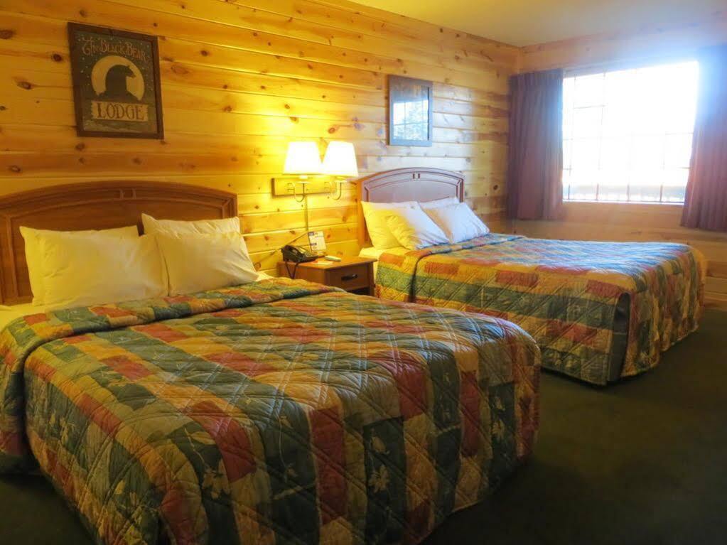 Econo Lodge Bayview Mackinaw Stadt Exterior foto